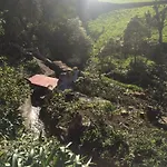 Flores Garden Retreat Prázdninový dům *