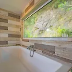 Flores Garden Retreat Prázdninový dům Santa Cruz das Flores