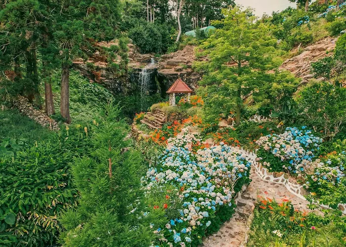 Flores Garden Retreat Дом отдыха