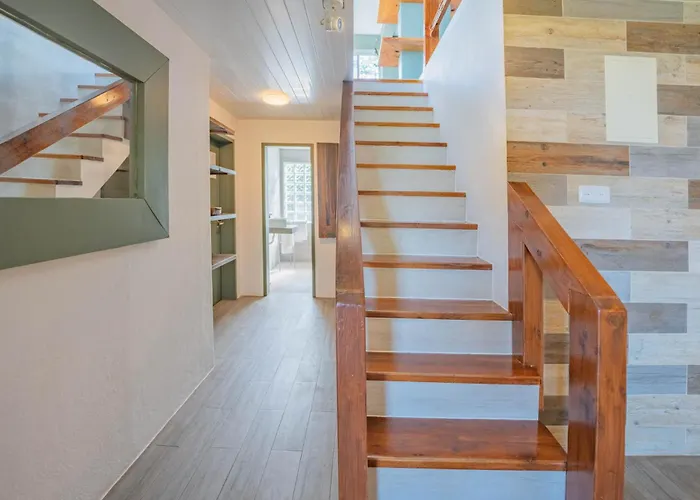 Flores Garden Retreat Дом отдыха Санта-Круш-даш-Флориш