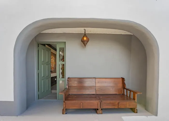 Flores Garden Retreat Дом отдыха *