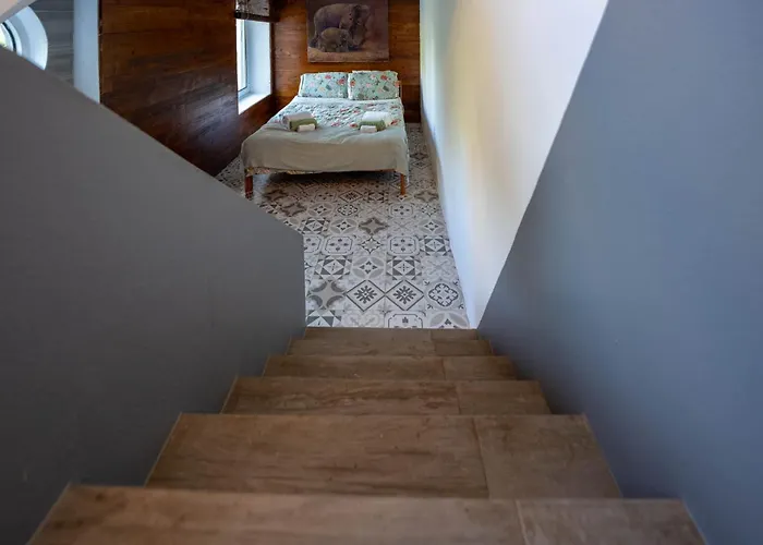 Дом отдыха Flores Garden Retreat *