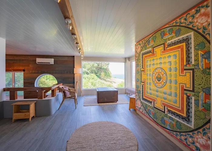 Flores Garden Retreat