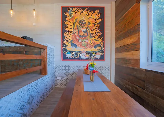 Дом отдыха Flores Garden Retreat