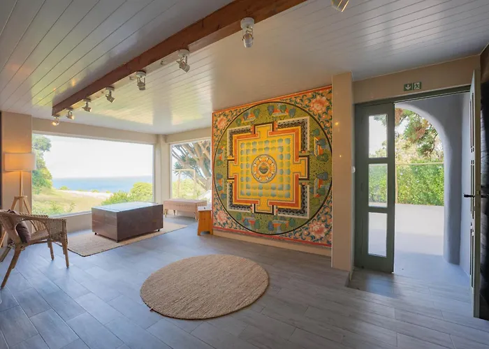 Flores Garden Retreat Дом отдыха *