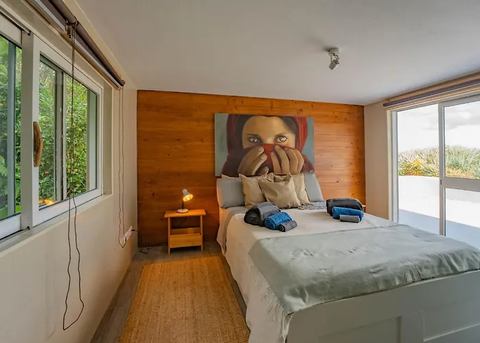 Flores Garden Retreat * Санта-Круш-даш-Флориш