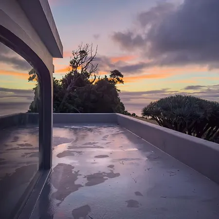 בית נופש Flores Garden Retreat *