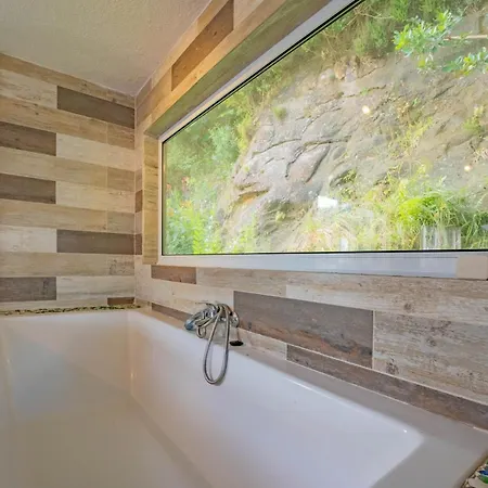 Flores Garden Retreat Holiday home Santa Cruz das Flores