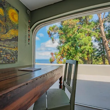 Flores Garden Retreat בית נופש