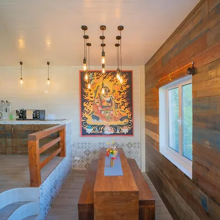 Holiday home Flores Garden Retreat *