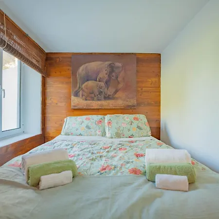 בית נופש Flores Garden Retreat סנטה קרוז דאס פלורס