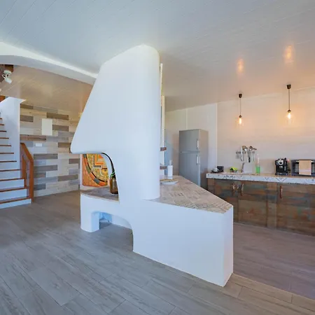 Flores Garden Retreat * סנטה קרוז דאס פלורס