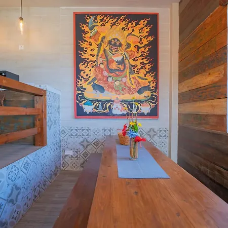 בית נופש Flores Garden Retreat