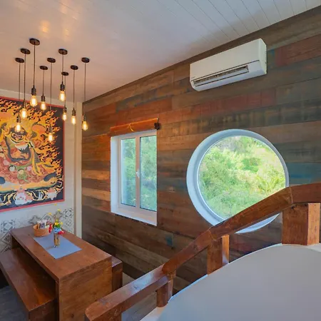 Flores Garden Retreat * סנטה קרוז דאס פלורס