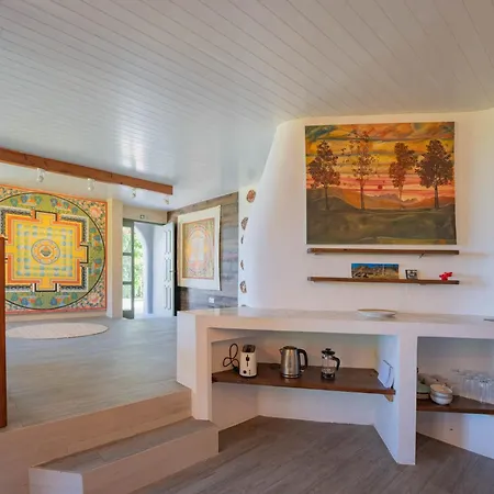 Flores Garden Retreat בית נופש