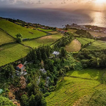 Flores Garden Retreat * Santa Cruz das Flores