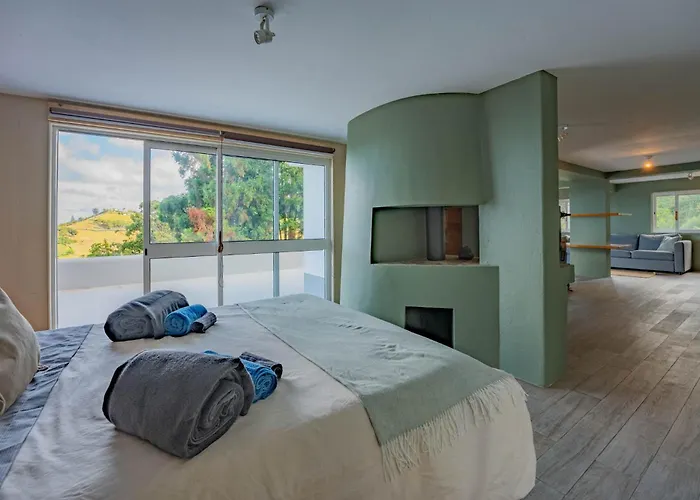 펜션 Flores Garden Retreat *